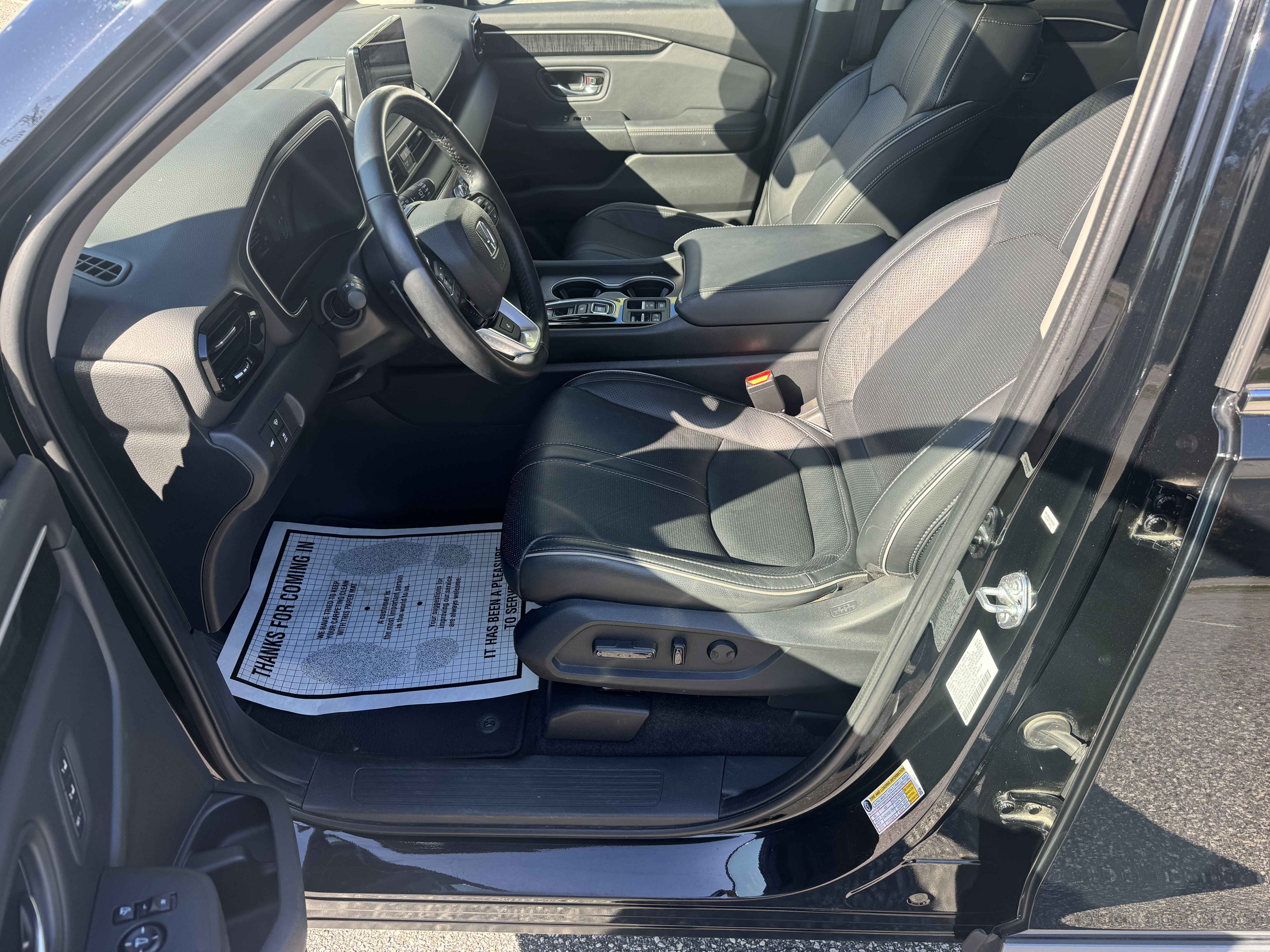 Used 2023 Honda Pilot Elite image 13