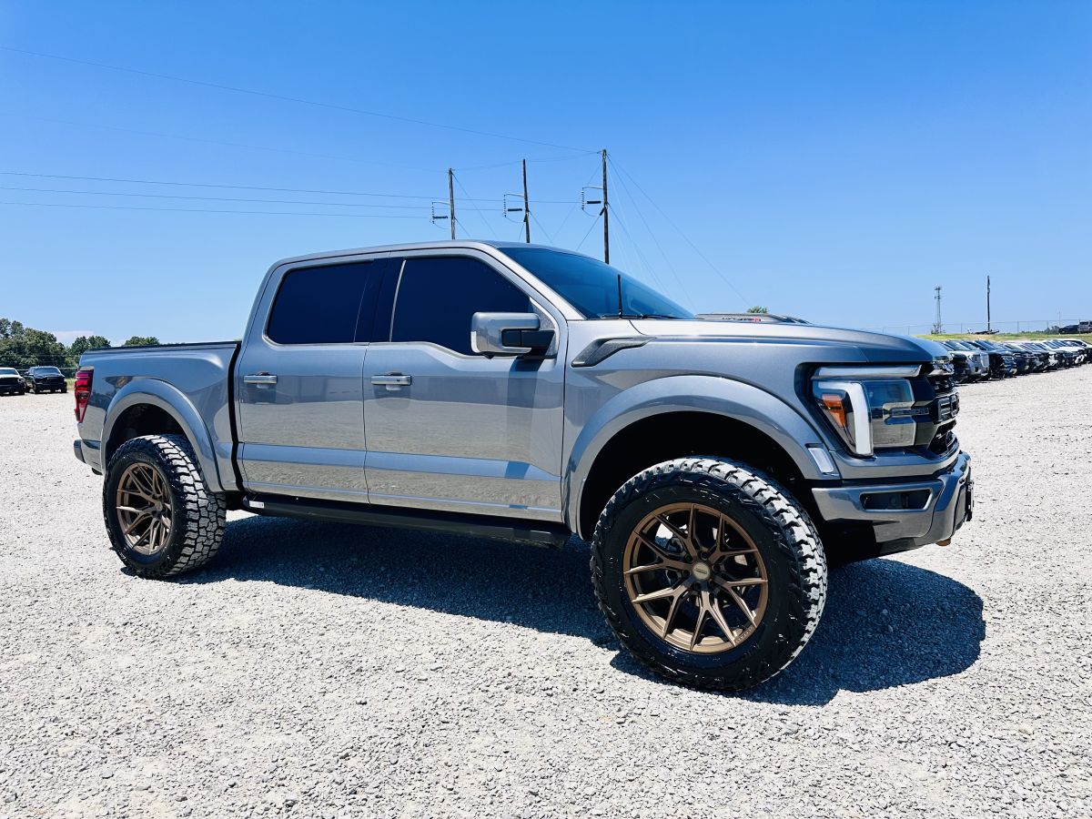 Used 2024 Ford F150 4x4 Crew Cab Raptor R image 8
