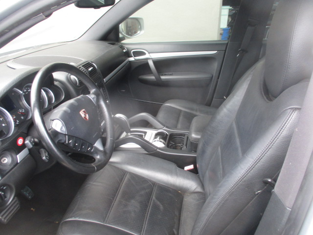 Used 2008 Porsche Cayenne S AWD/4WD image 12