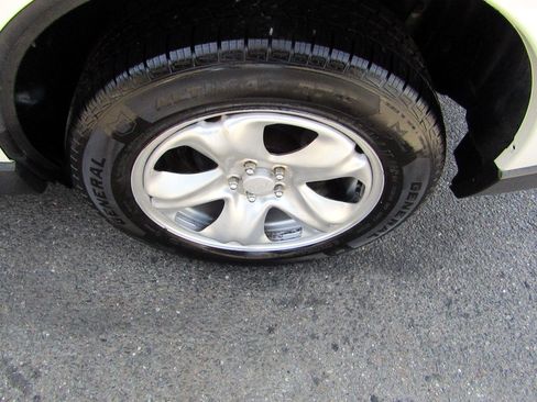 Used 2016 Subaru Forester 2.5i image 6