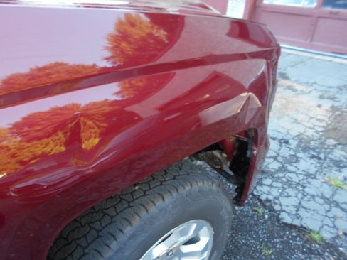 Used 2016 Chevrolet Silverado 1500 LT image 6