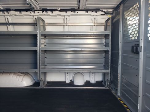 Used 2021 Chevrolet Express 2500 image 13