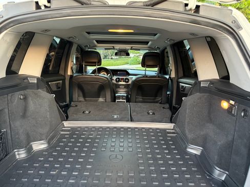 Used 2015 Mercedes-Benz GLK 350 image 6