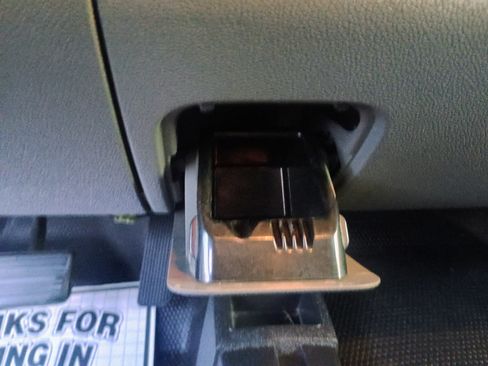 Used 2009 Chevrolet Silverado 1500 LS image 23