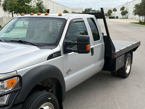 Used 2012 Ford F550 image 19