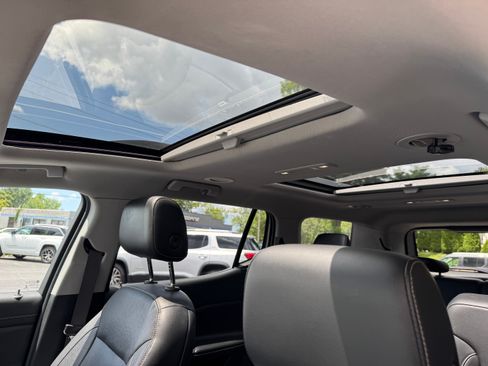 Used 2019 GMC Acadia AWD SLT w/ SLT-1 image 9