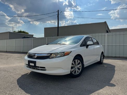 Used 2012 Honda Civic LX image 1