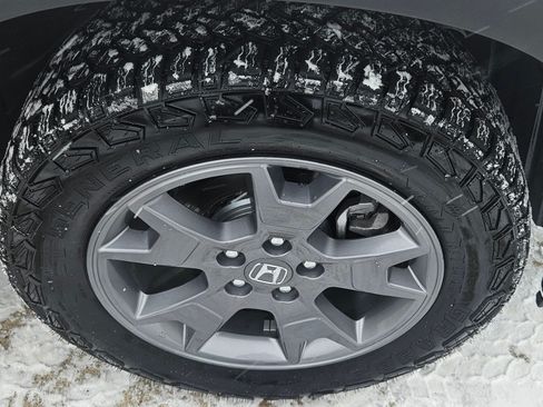 Used 2025 Honda Passport TrailSport image 13