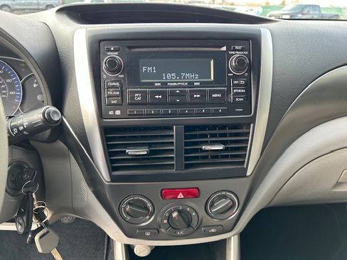 Used 2013 Subaru Forester 2.5X image 16