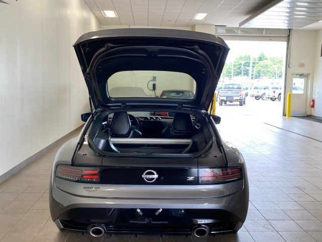 Used 2025 Nissan Z Performance RWD image 7