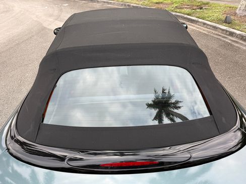 Used 2005 Chrysler Sebring Touring image 22