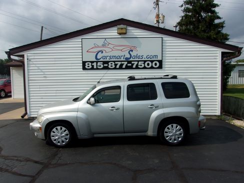 Used 2010 Chevrolet HHR LT w/ 1LT FWD image 1