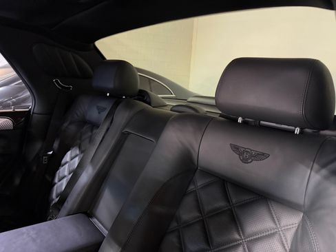 Used 2005 Bentley Arnage T image 40