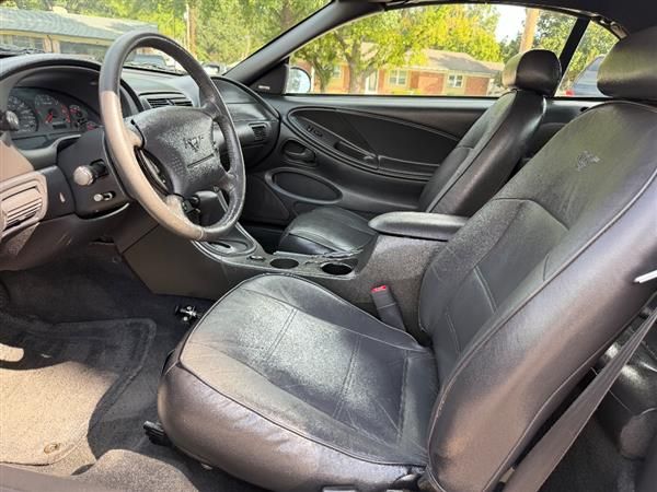 Used 2001 Ford Mustang Deluxe Convertible RWD image 8