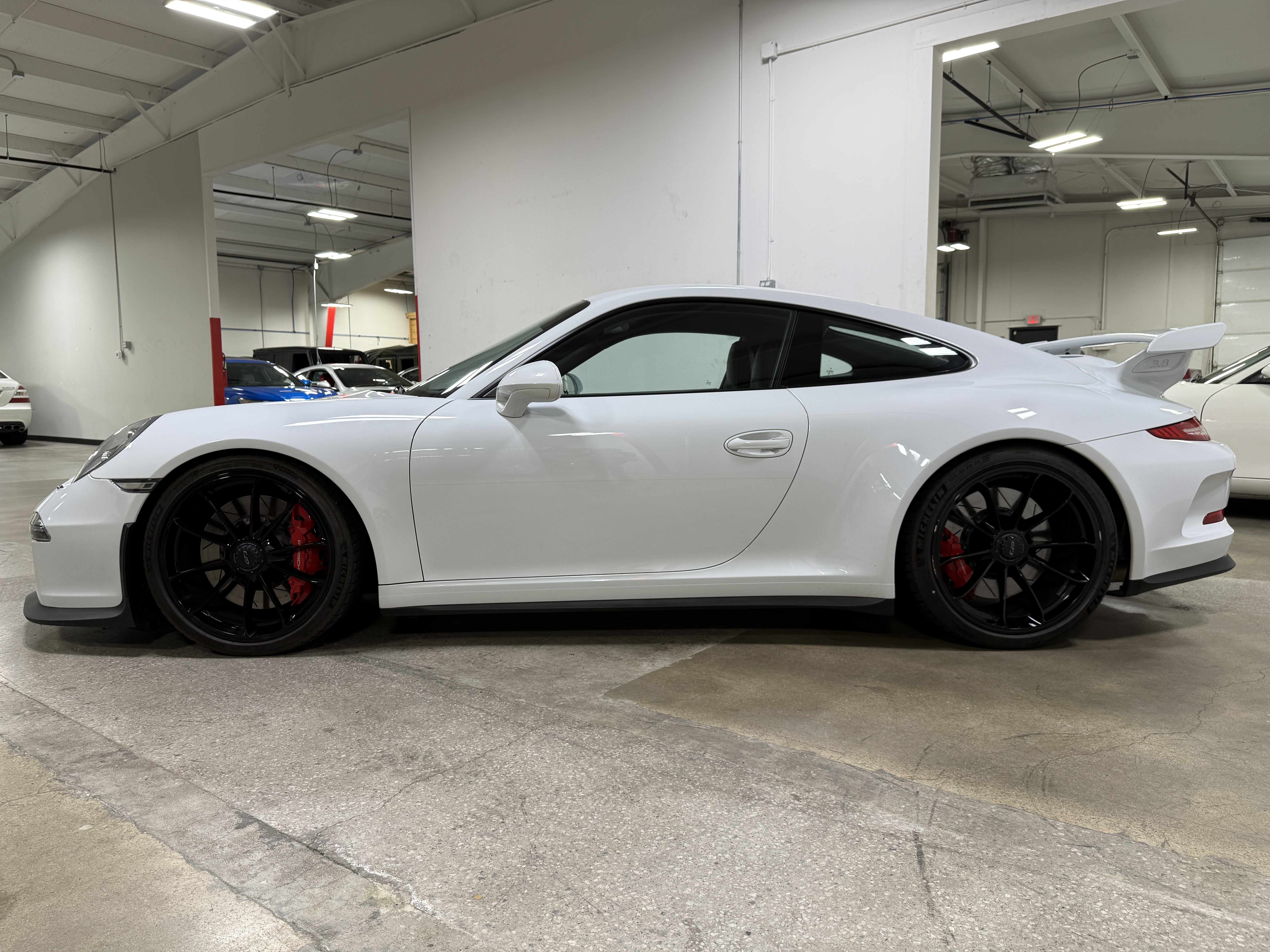 Used 2015 Porsche 911 GT3 RWD image 9