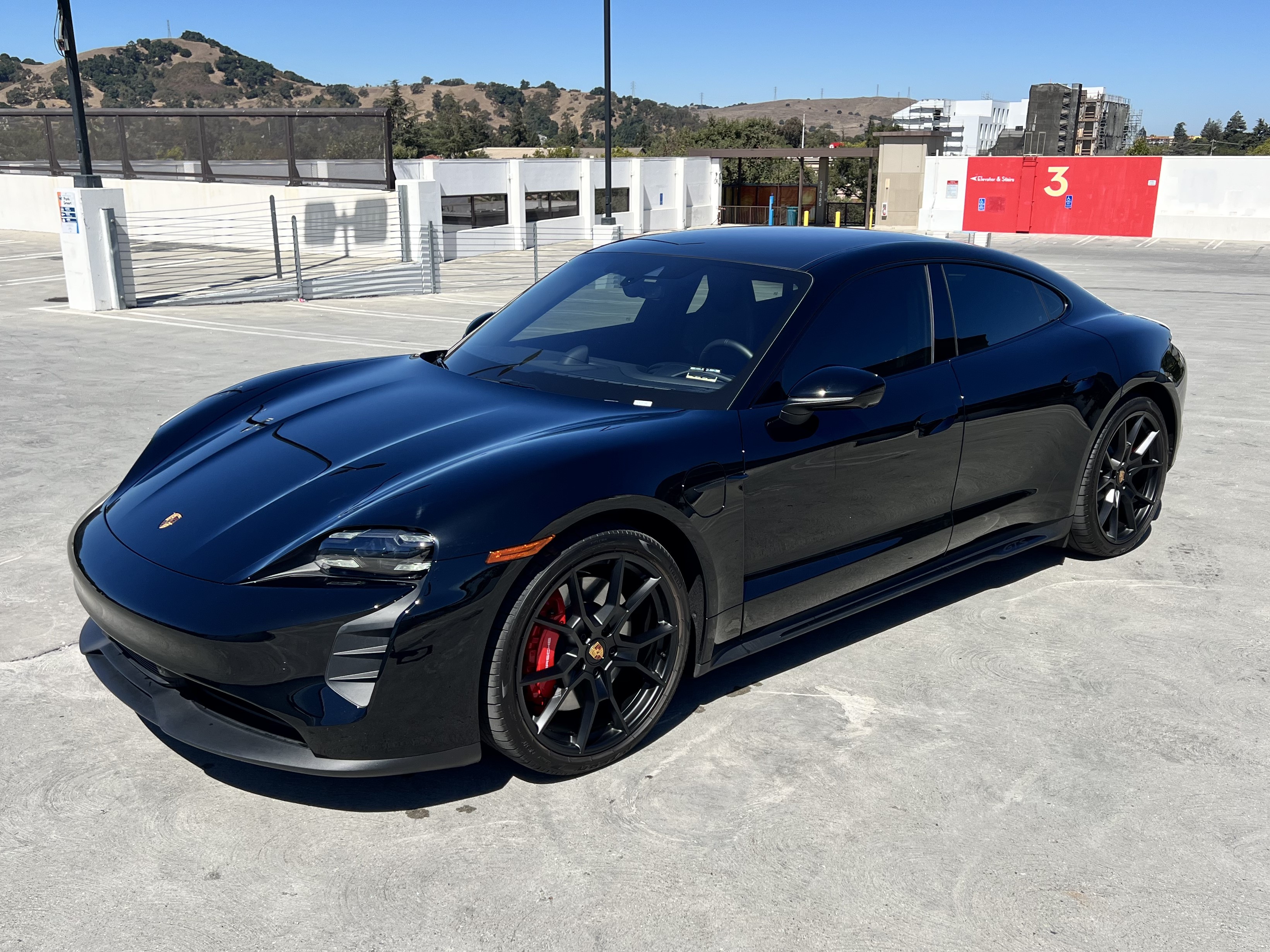 Used 2023 Porsche Taycan GTS AWD/4WD image 11