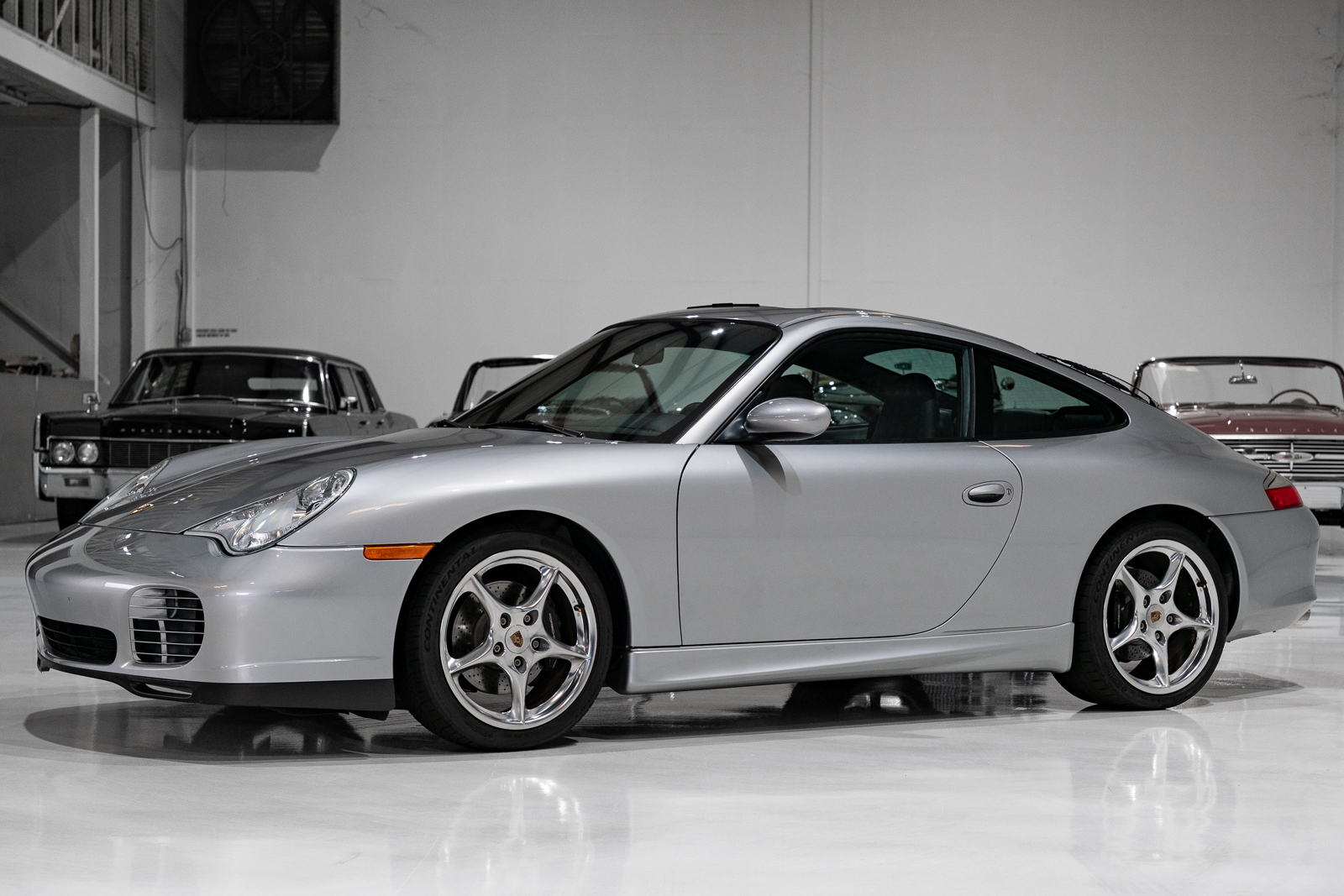 Used 2004 Porsche 911 40th Anniversary Coupe RWD image 1