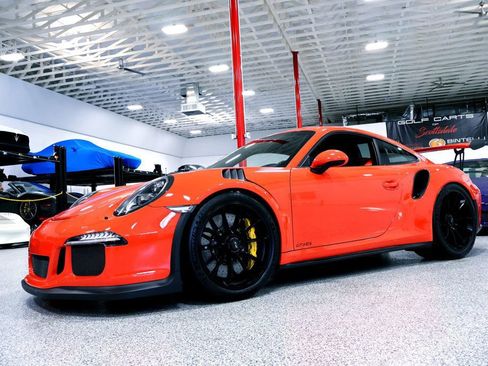 Used 2016 Porsche 911 GT3 RS image 1