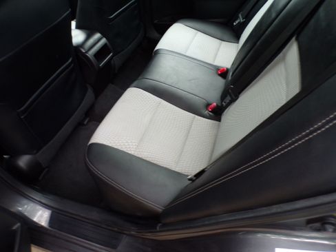 Used 2014 Toyota Camry SE w/ Sport Limited Edition FWD image 11