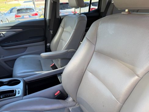 Used 2018 Honda Ridgeline RTL-T image 14