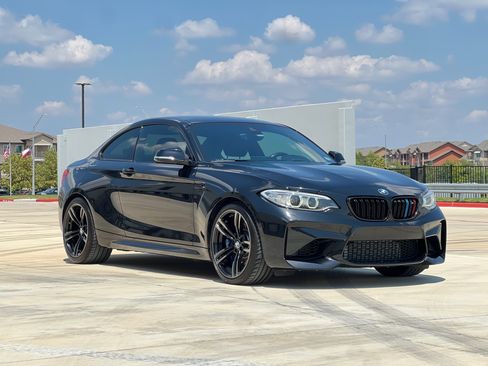 Used 2017 BMW M2 image 1