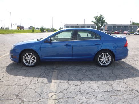 Used 2011 Ford Fusion SEL V6 FWD image 1