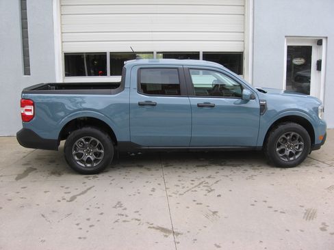 Used 2022 Ford Maverick XLT FWD image 16