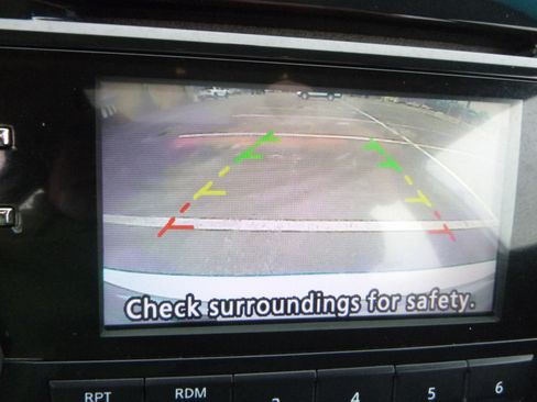 Used 2015 Nissan Altima 2.5 SV image 26