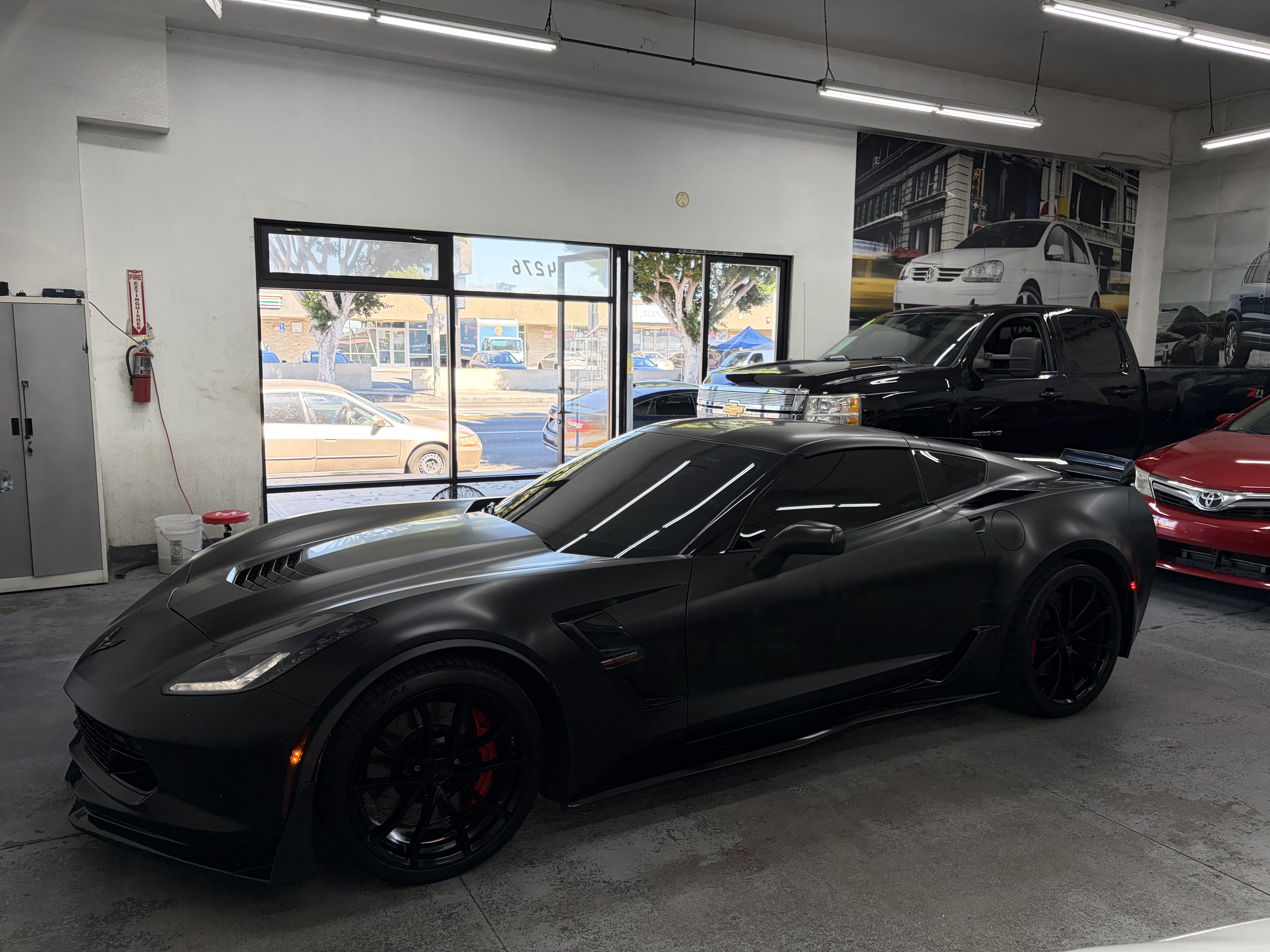 Used 2017 Chevrolet Corvette Grand Sport Coupe w/ 1LT RWD image 3