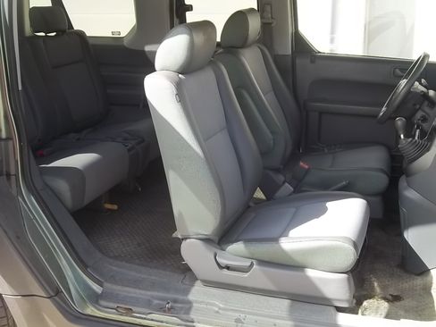 Used 2004 Honda Element EX image 12