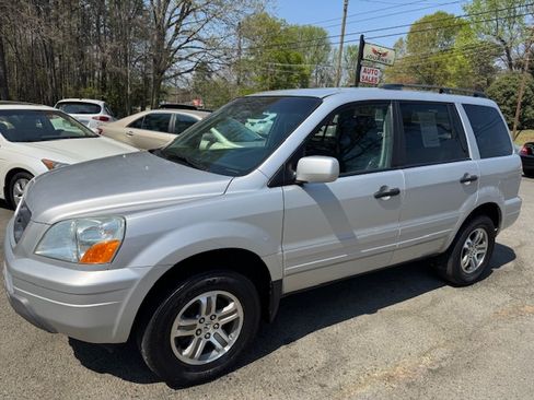 Used 2004 Honda Pilot EX image 1