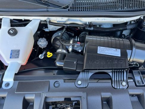 Used 2020 Chevrolet Express 3500 UNAVAIL RWD image 24
