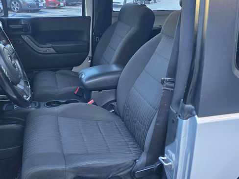 Used 2012 Jeep Wrangler Sport image 16