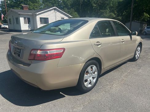Used 2008 Toyota Camry FWD image 6