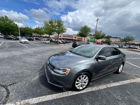 Used 2014 Volkswagen Jetta SE Sedan FWD image 5
