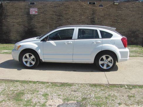 Used 2011 Dodge Caliber Mainstreet FWD image 1