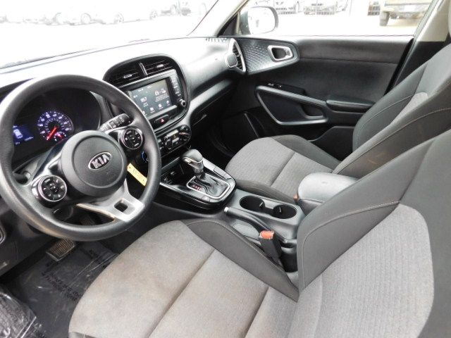 Used 2020 Kia Soul S FWD image 11