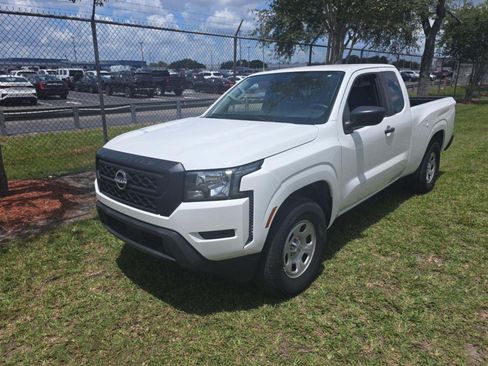 Used 2022 Nissan Frontier 2WD King Cab image 1