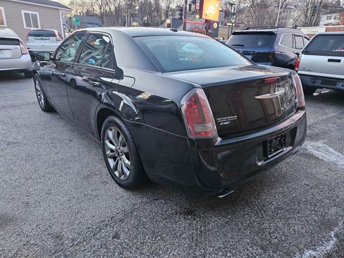Used 2014 Chrysler 300 S image 4