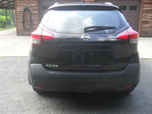 Used 2019 Nissan Kicks UNAVAIL FWD image 6