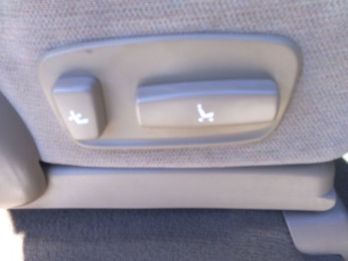 Used 2004 Toyota Sequoia SR5 image 34