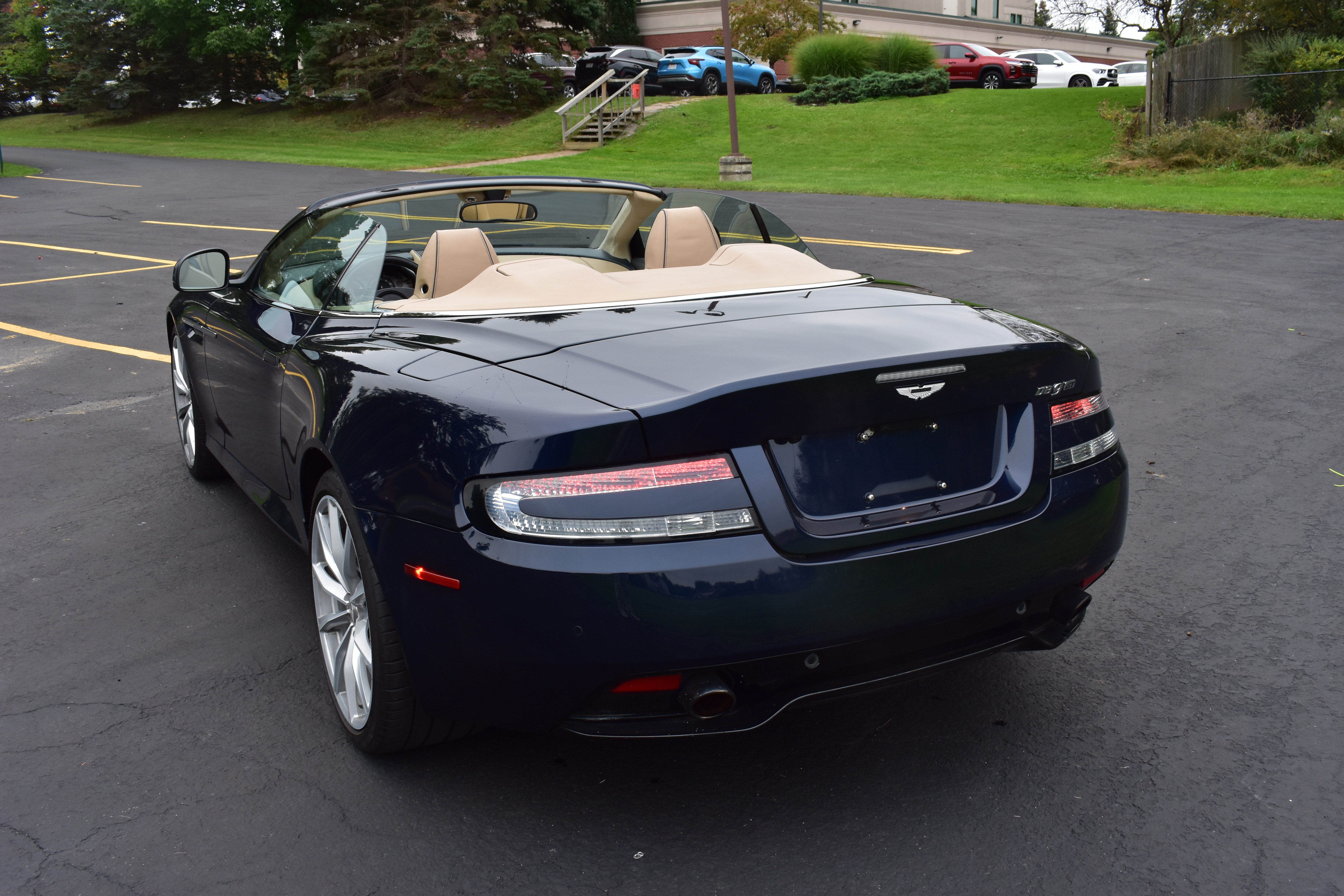 Used 2016 Aston Martin DB9 GT Volante RWD image 11