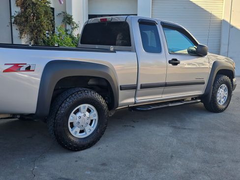 Used 2004 Chevrolet Colorado Z71 image 24