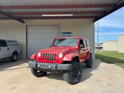 Used 2012 Jeep Wrangler Sahara image 1