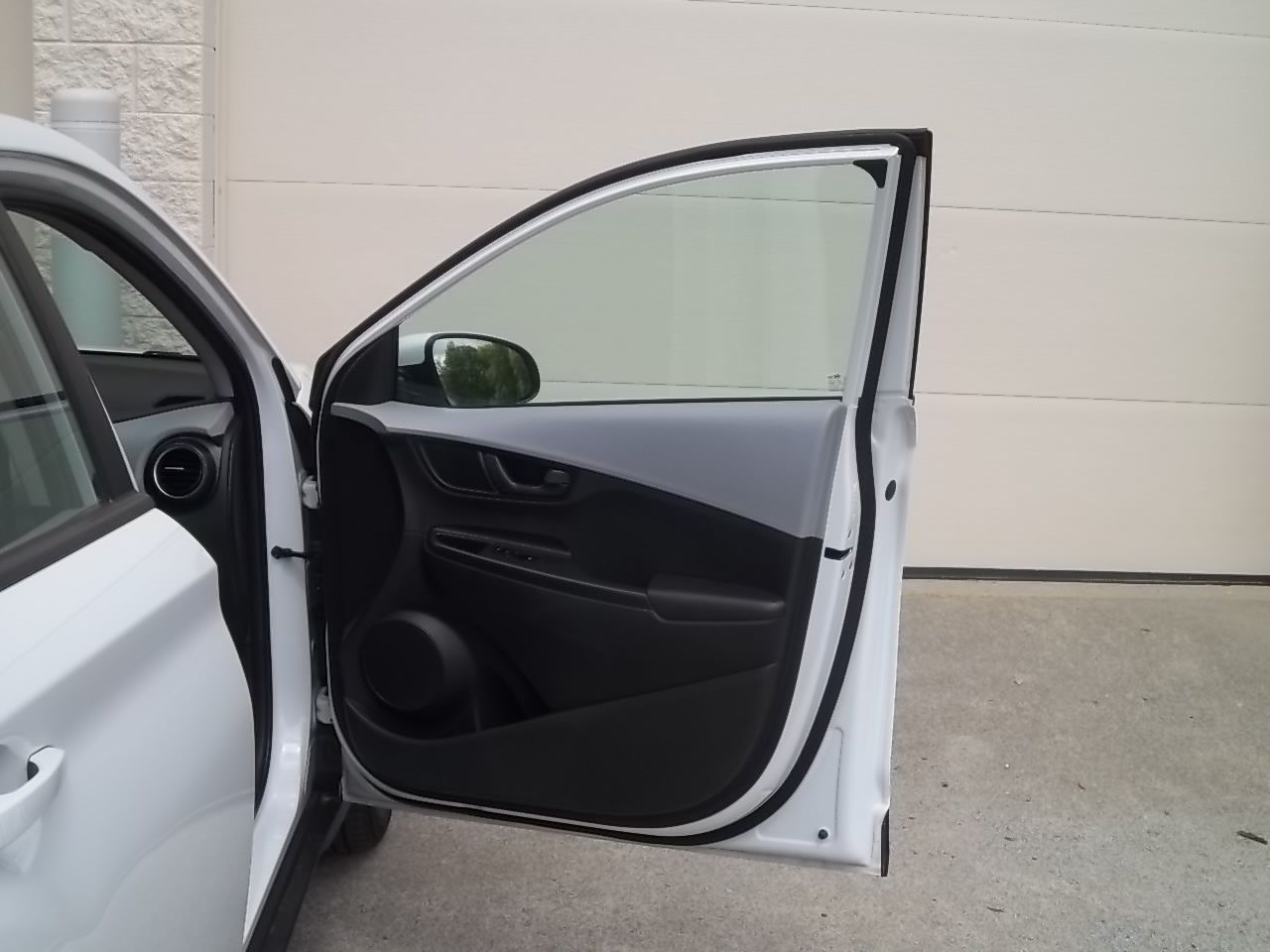 Used 2021 Hyundai Kona AWD SE image 19