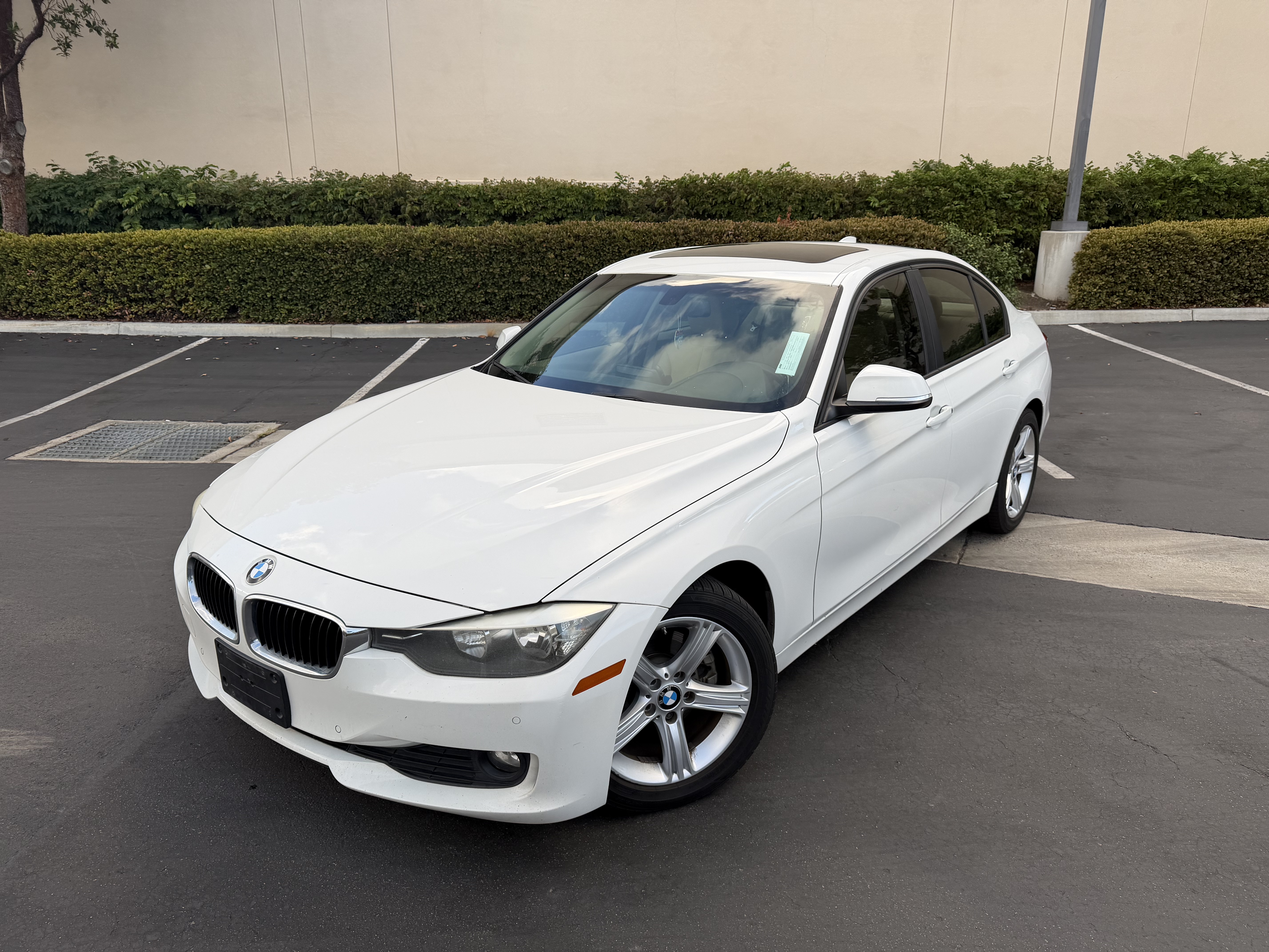Used 2014 BMW 328d Sedan RWD image 2