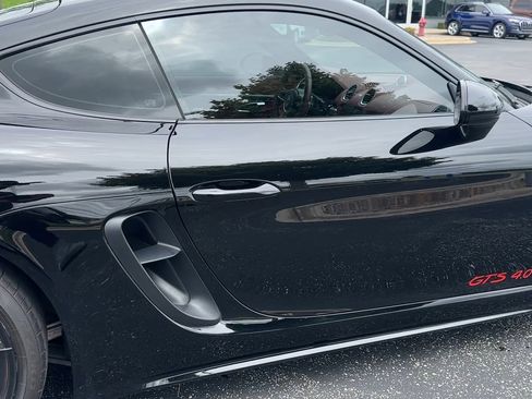 Used 2023 Porsche 718 Cayman GTS image 9