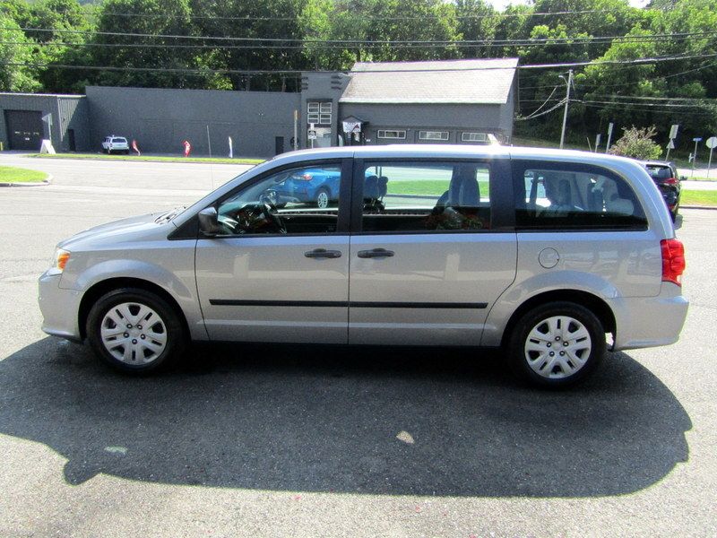 Used 2014 Dodge Grand Caravan American Value Package FWD image 5