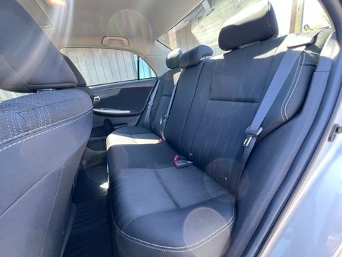 Used 2013 Toyota Corolla S Sedan 4D FWD image 12