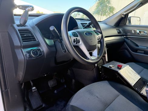 Used 2013 Ford Explorer image 56